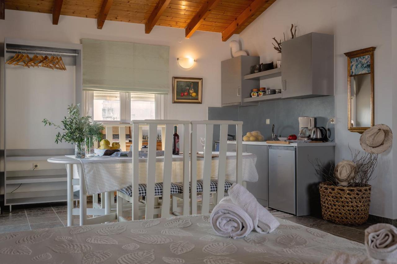 Apostolos Loft - Cozy Loft In The Center Of Prévéza Extérieur photo